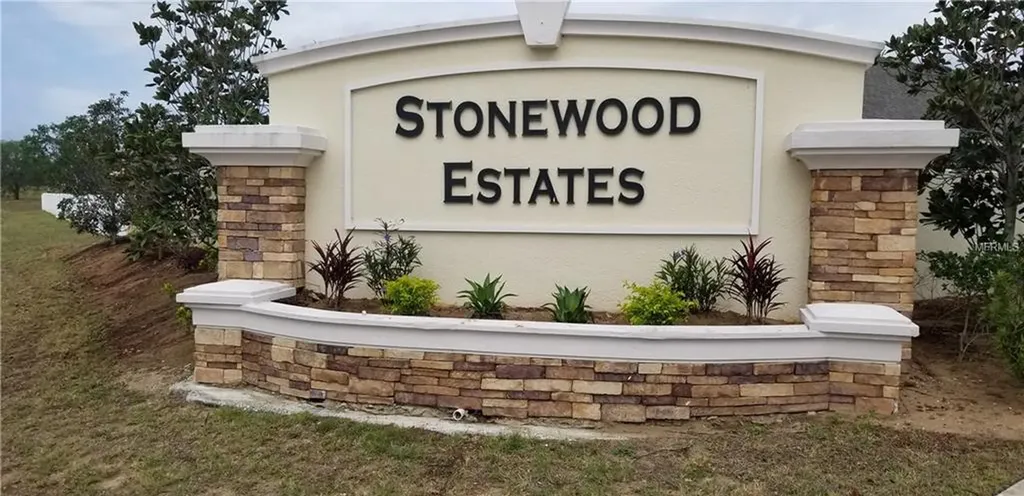1010 Suffragette Circle Haines City FL 33844