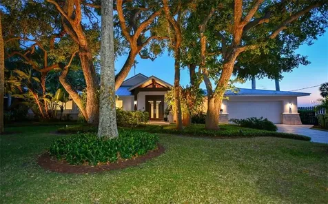 636 Indian Beach Lane Sarasota FL 34234