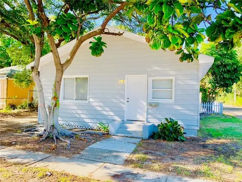 702 12th Avenue W Bradenton FL 34205