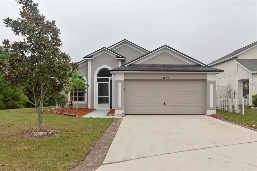 3038 Huntwicke Boulevard Davenport FL 33837