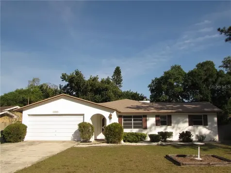 12787 Lake Drive Largo FL 33774