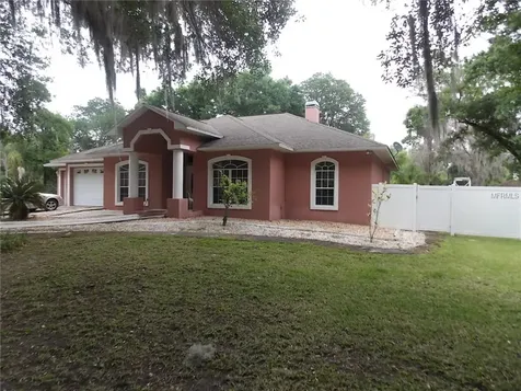 8420 Southwood Pines Street Lithia FL 33547