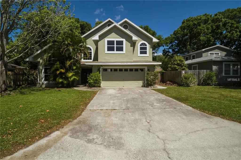 4207 W Tacon Street Tampa FL 33629
