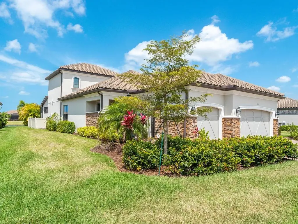 8721 Amaretto Avenue Sarasota FL 34238