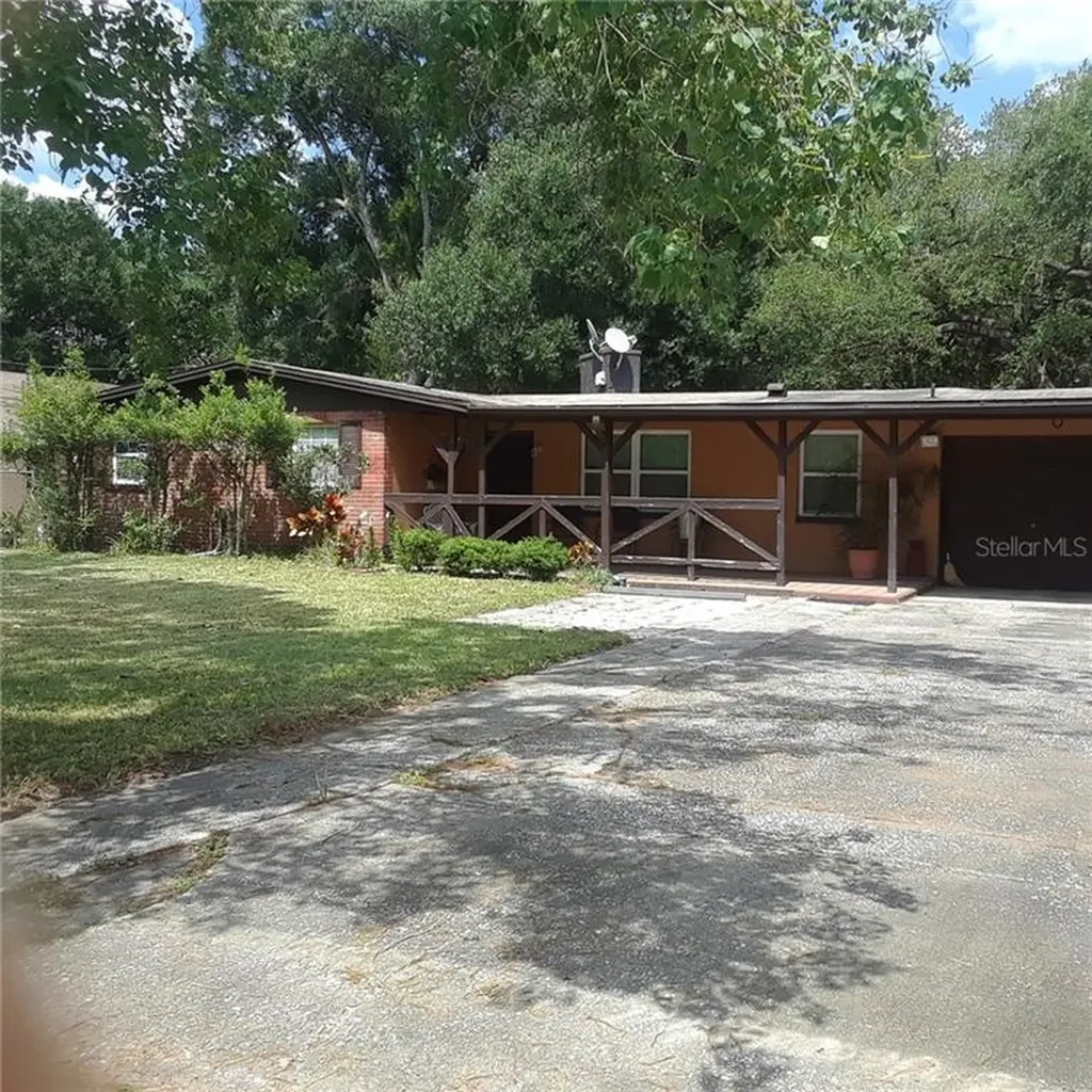 2310 S 48th Street Tampa FL 33619