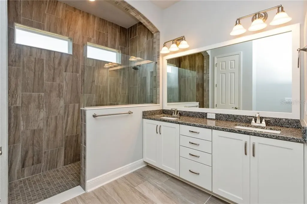4276 Epic Cove Land O Lakes FL 34638