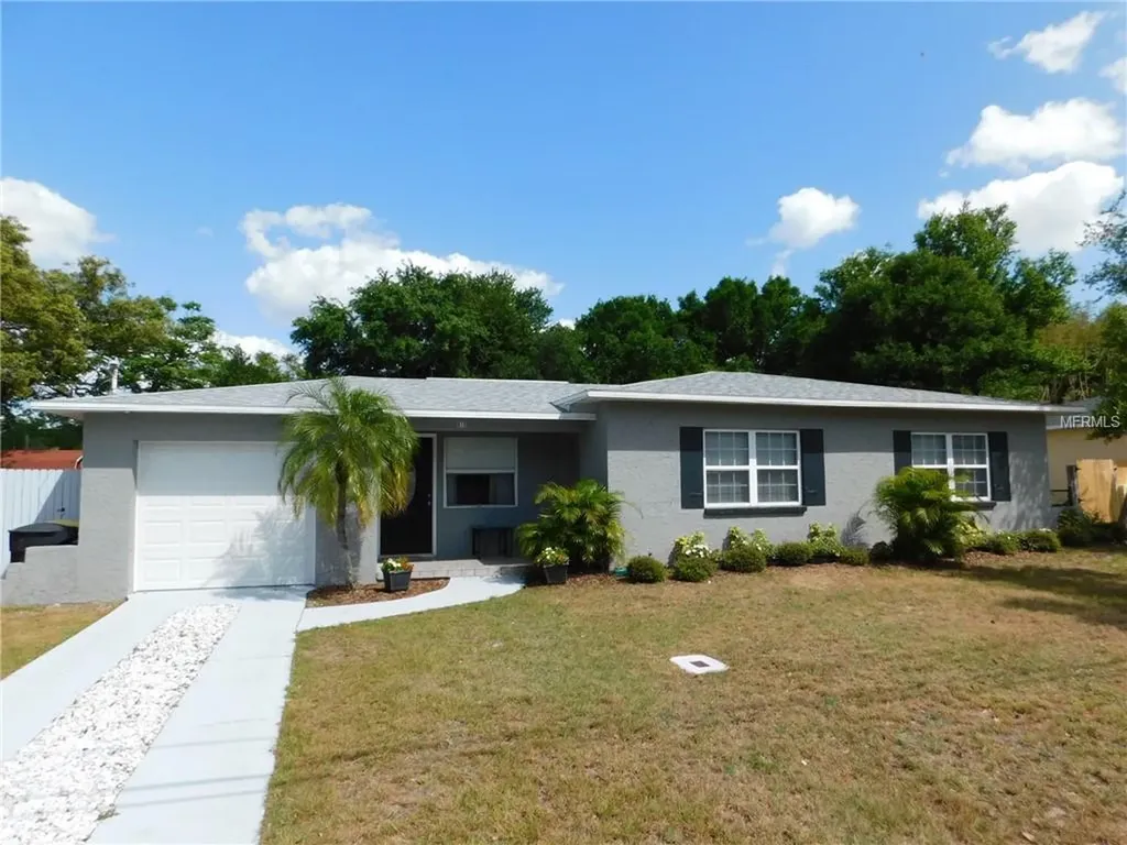 913 S Betty Lane Clearwater FL 33756