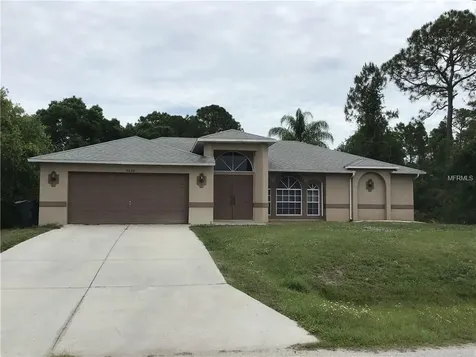 2650 Chipley Avenue North Port FL 34286