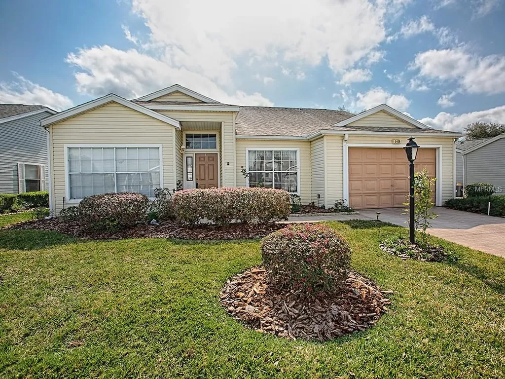 5420 Zinnia Street Leesburg FL 34748