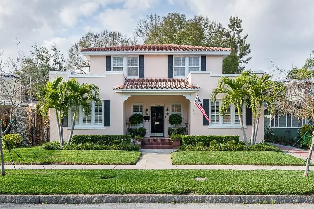1715 W Richardson Place Tampa FL 33606