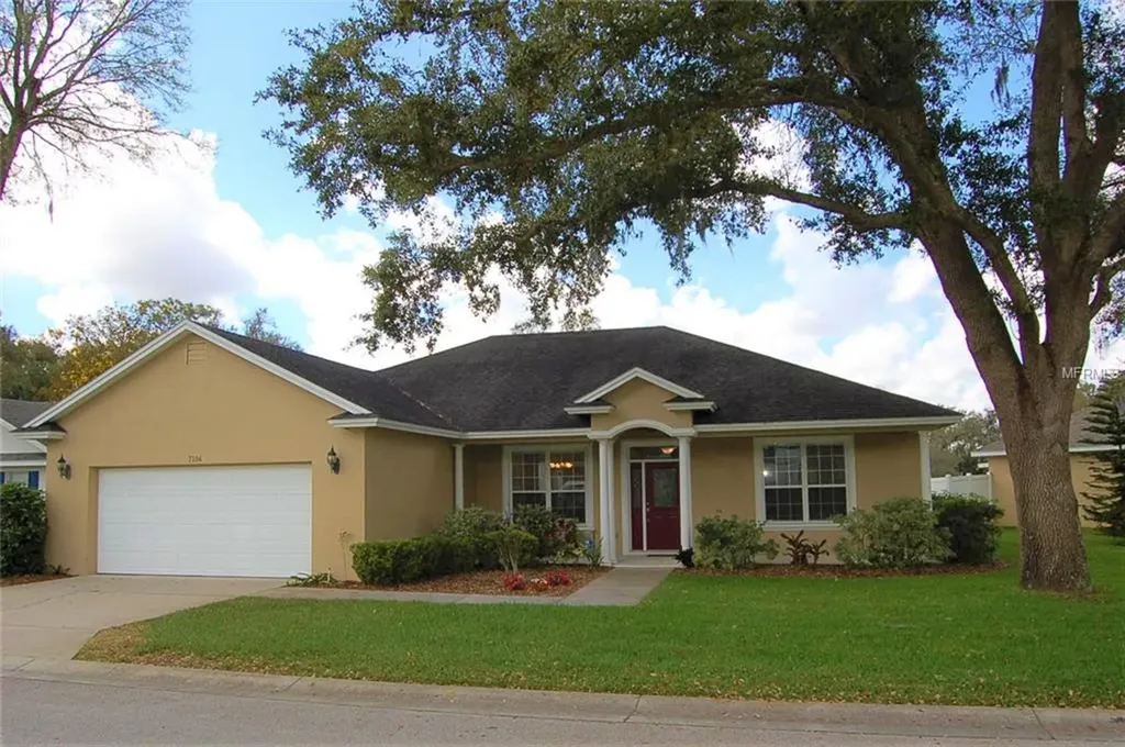 7104 Remington Oaks Loop Lakeland FL 33810