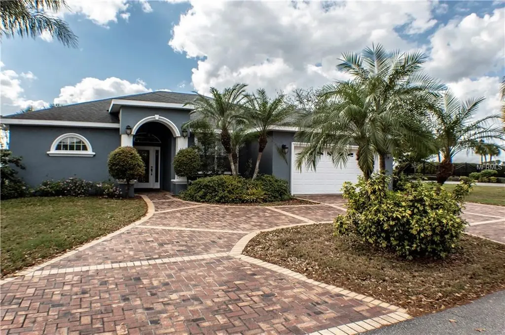 201 Loma Drive Winter Haven FL 33881