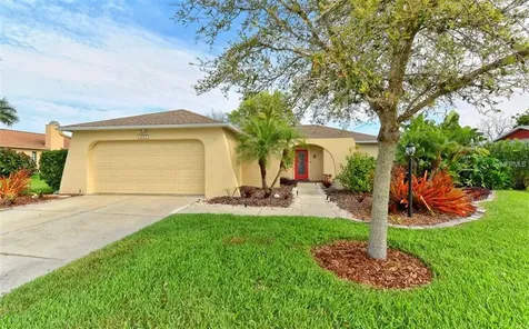 6717 Easton Lane Sarasota FL 34238