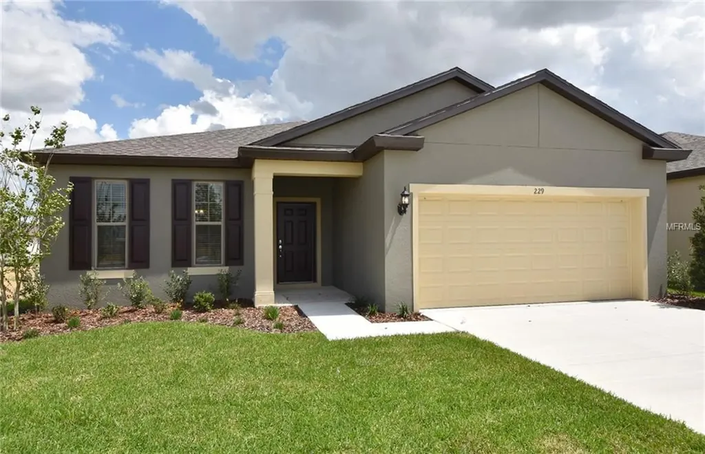 229 Citrus Isle Loop Davenport FL 33837