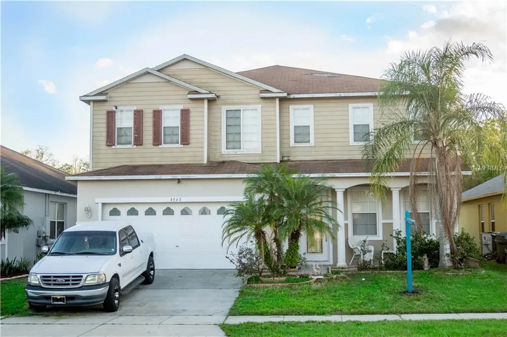 4548 Philadelphia Circle Kissimmee FL 34746