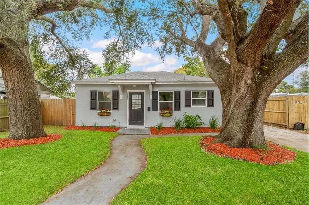 2851 38th Avenue N St Petersburg FL 33713