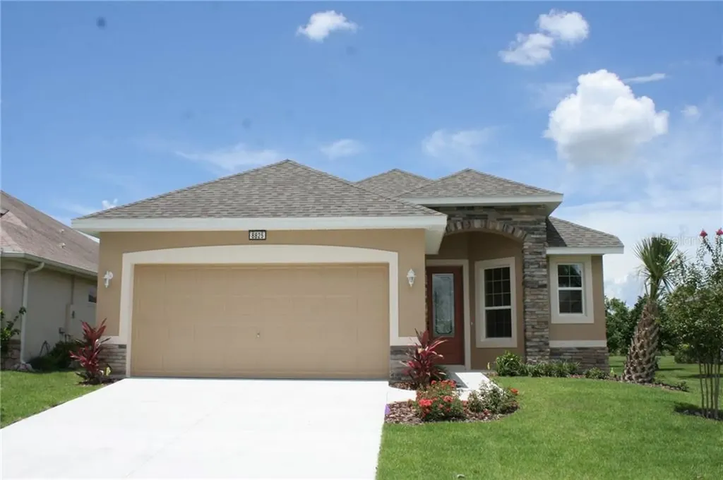 8109 Bridgeport Bay Circle Mount Dora FL 32757