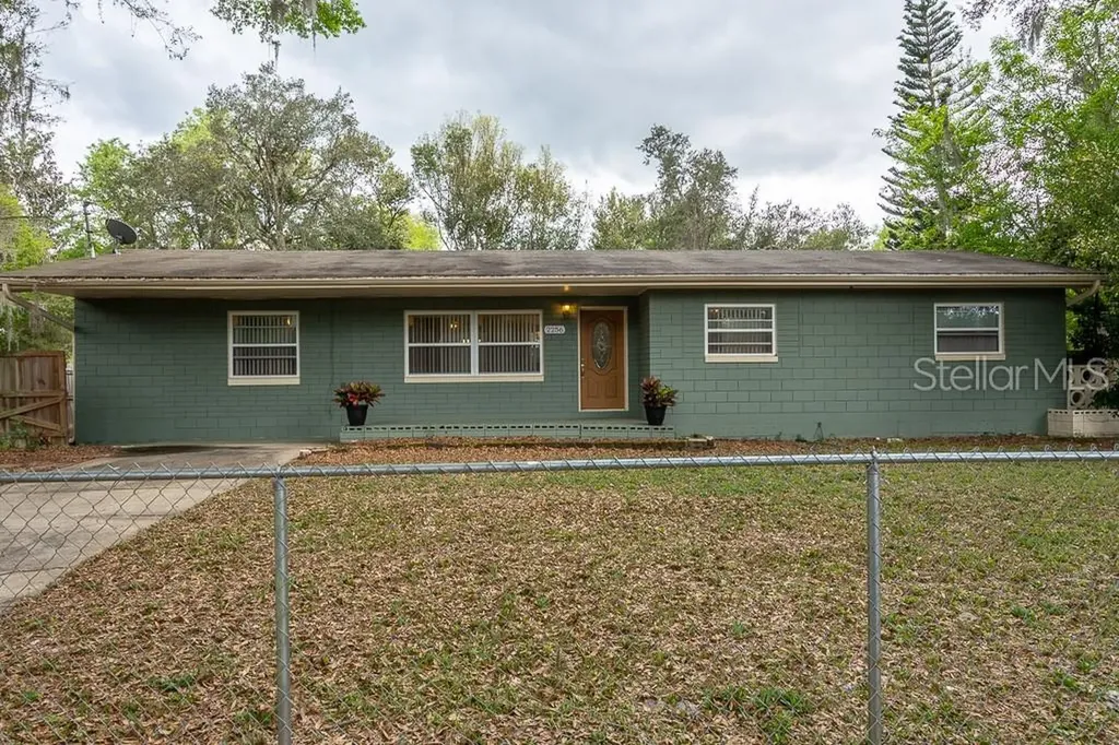 2256 Magnolia Drive Deland FL 32724