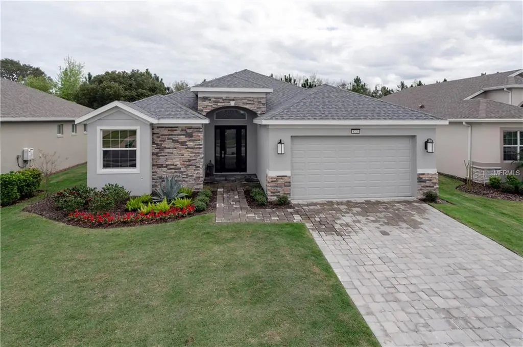 8328 Bridgeport Bay Circle Mount Dora FL 32757