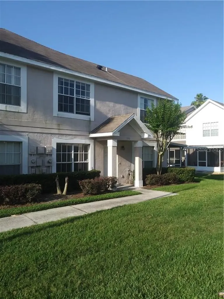 550 Kensington Lake Circle Brandon FL 33511