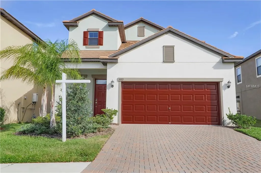 933 Terra Vista Street Brandon FL 33511