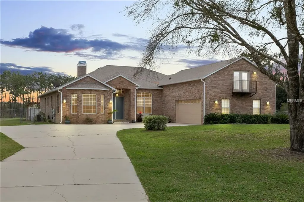 19522 Ralston Street Orlando FL 32833