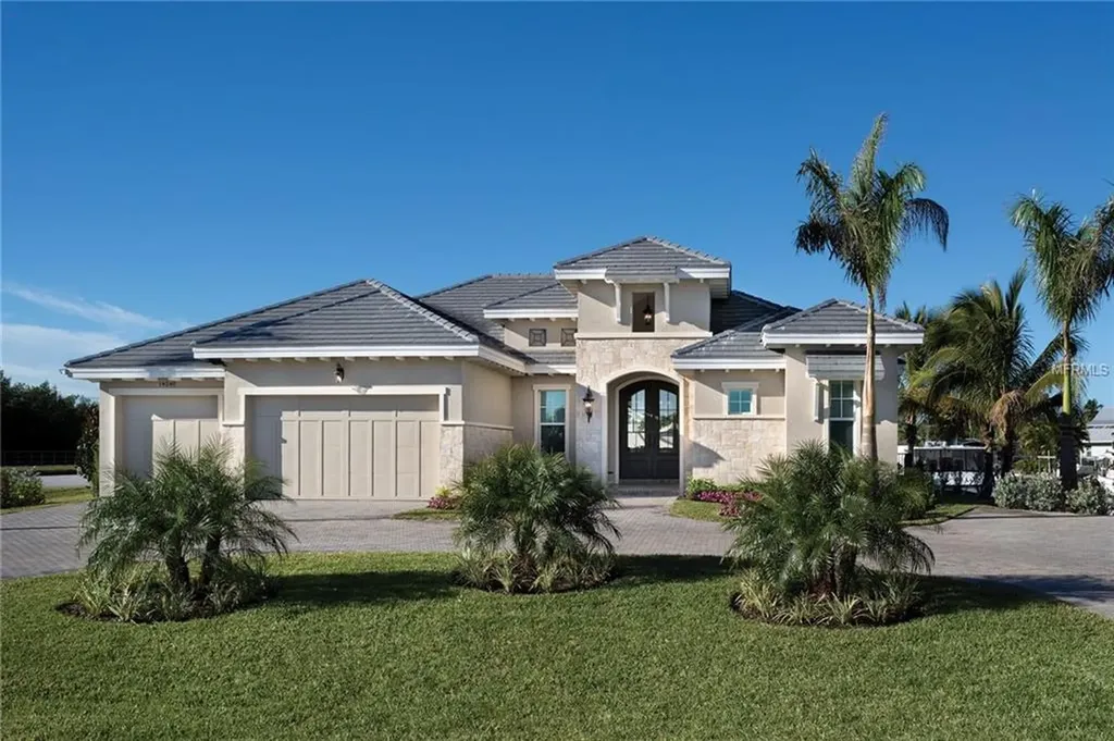 1946 Grasslands Boulevard Lakeland FL 33803
