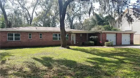 315 Brentwood Drive Temple Terrace FL 33617