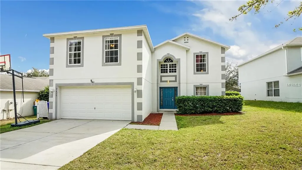 2430 Foxhollow Road Tavares FL 32778