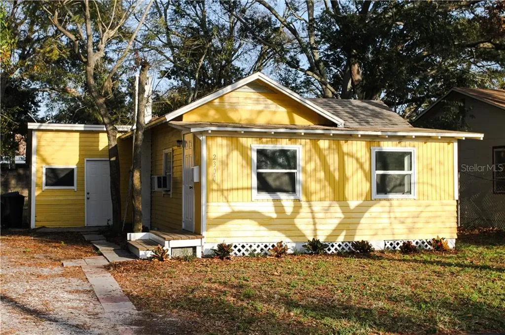 2300 Quincy Street S St Petersburg FL 33711