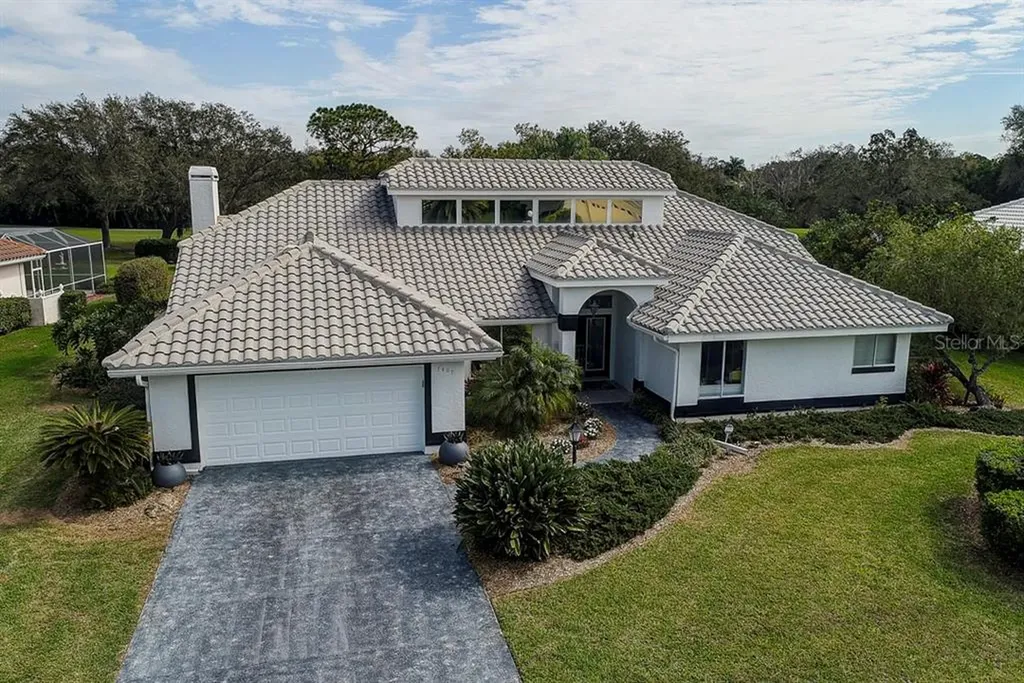 7409 Links Court Sarasota FL 34243