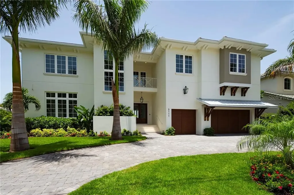 5111 W Homer Avenue Tampa FL 33629