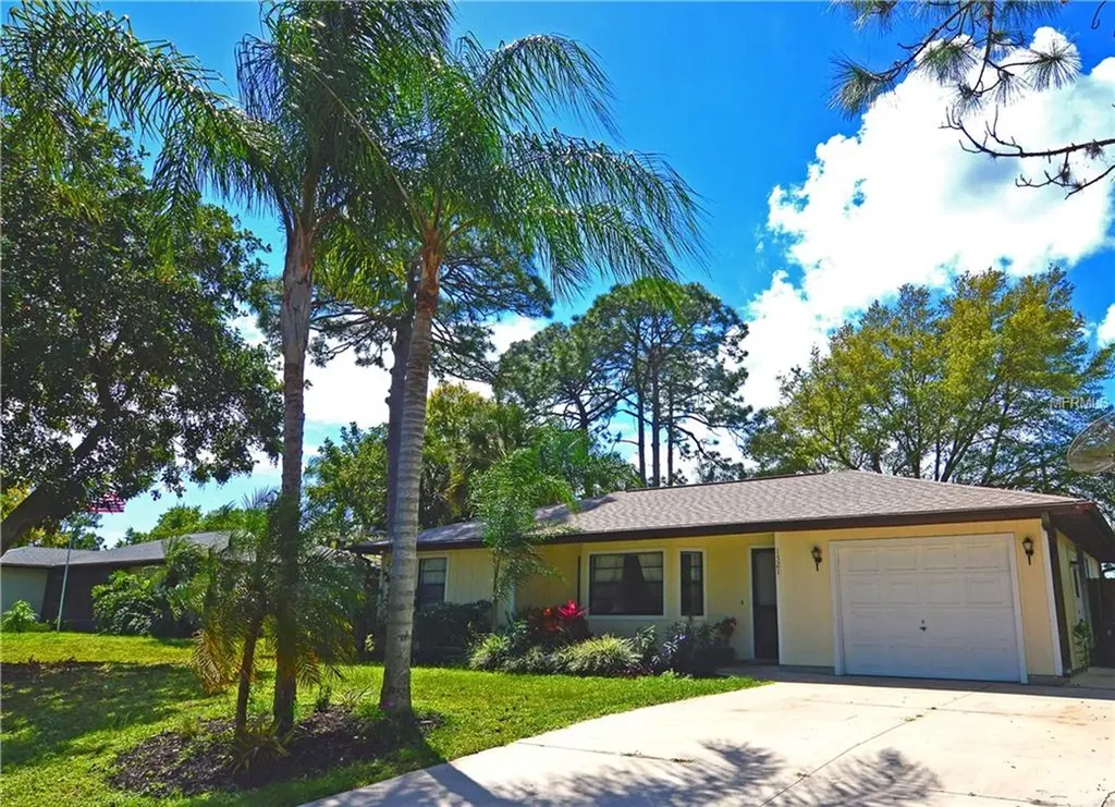 1321 Mccrory Street North Port FL 34286