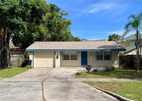 4018 4th Street S St Petersburg FL 33705
