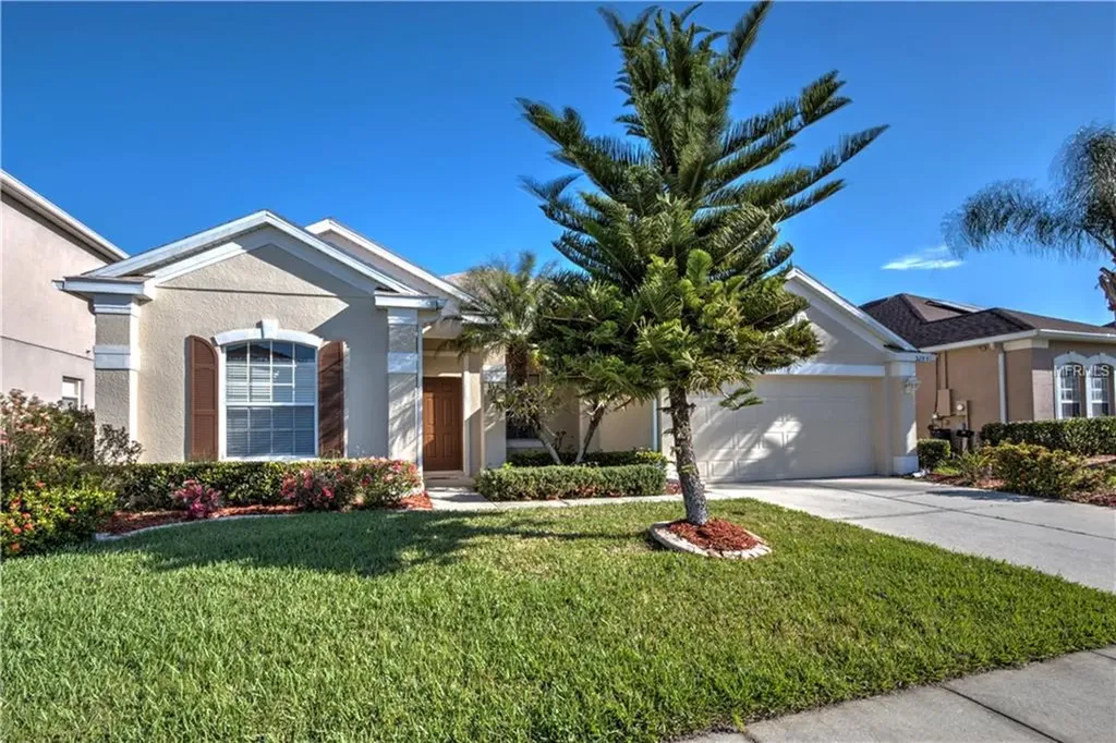 2295 The Oaks Boulevard Kissimmee FL 34746