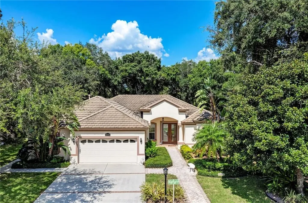 4891 Carrington Circle Sarasota FL 34243