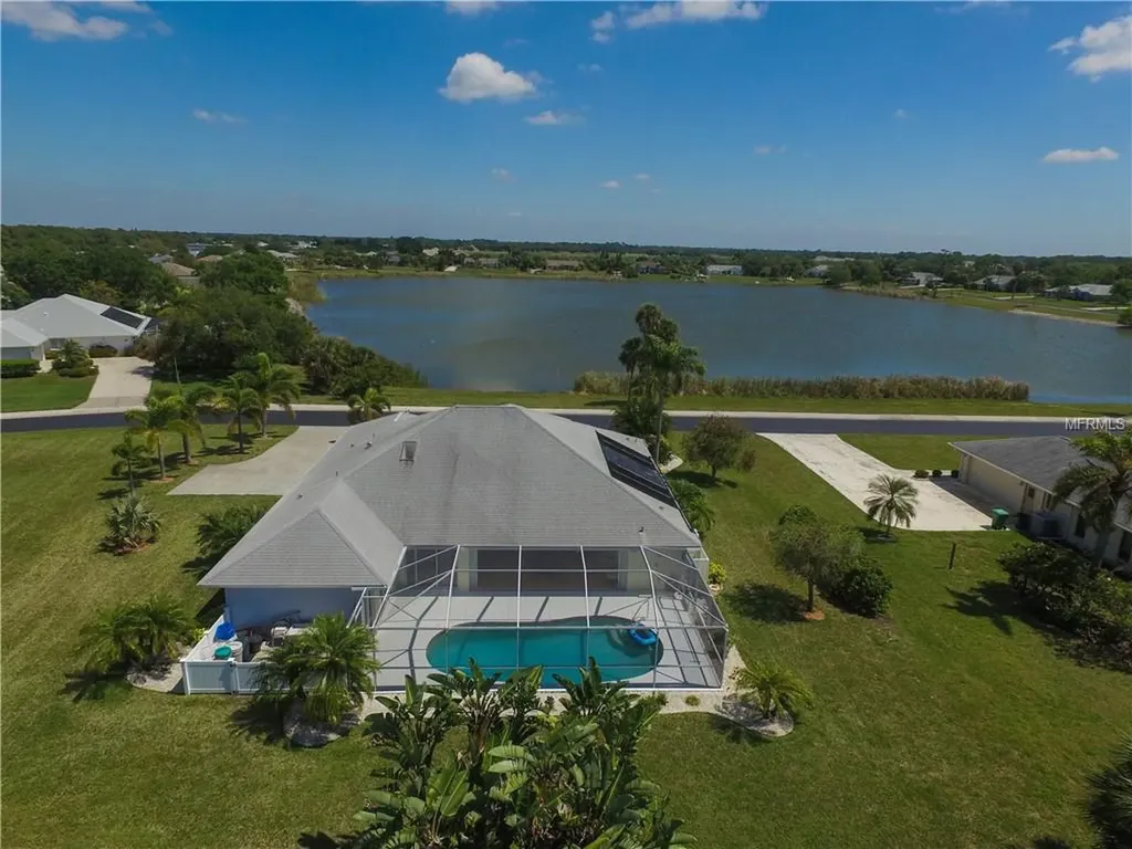 8010 Casa De Meadows Drive Englewood FL 34224
