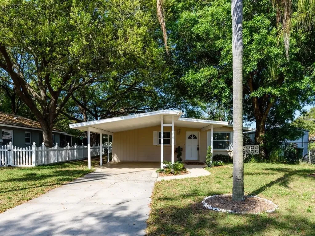 1238 Charlotte Avenue Sarasota FL 34239