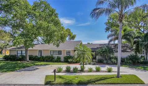 2804 Skimmer Point Drive S Gulfport FL 33707