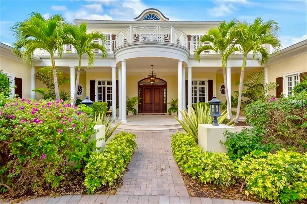 8260 Roseburn Court Sarasota FL 34240