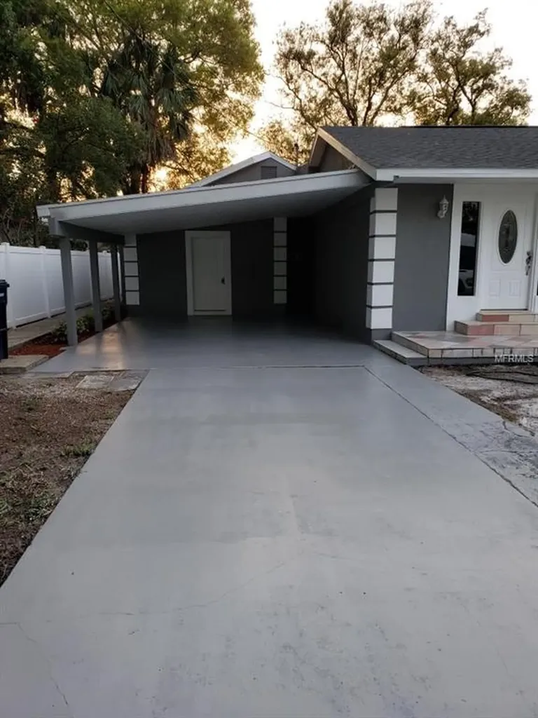 4218 N Manhattan Avenue Tampa FL 33614