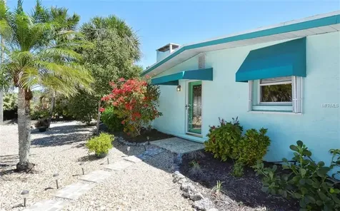 740 Russell Street Longboat Key FL 34228