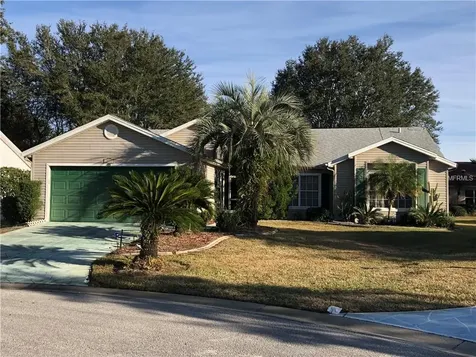 25404 Waterbrook Court Leesburg FL 34748