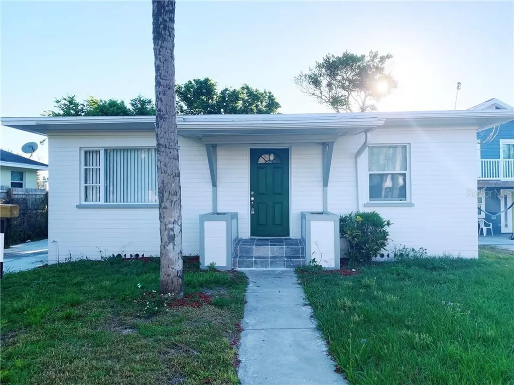 117 S Hollywood Avenue Daytona Beach FL 32118