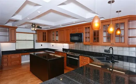 755 S Palm Avenue Sarasota FL 34236