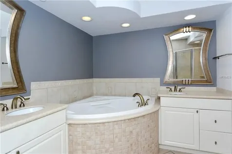 755 S Palm Avenue Sarasota FL 34236