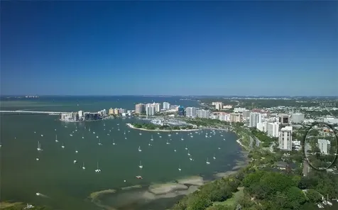 755 S Palm Avenue Sarasota FL 34236