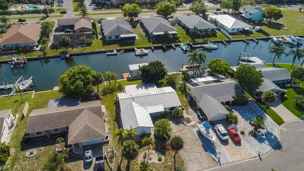 1022 Spindle Palm Way Apollo Beach FL 33572