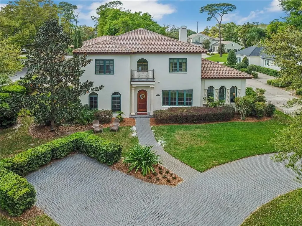 1600 Laken Cove Lane Orlando FL 32804