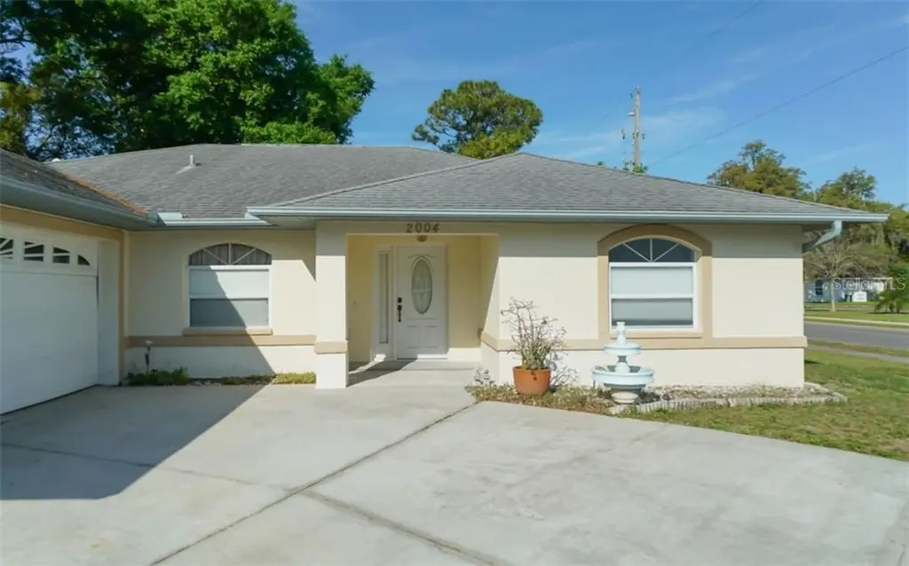 2004 Old Arbor Court Sarasota FL 34232